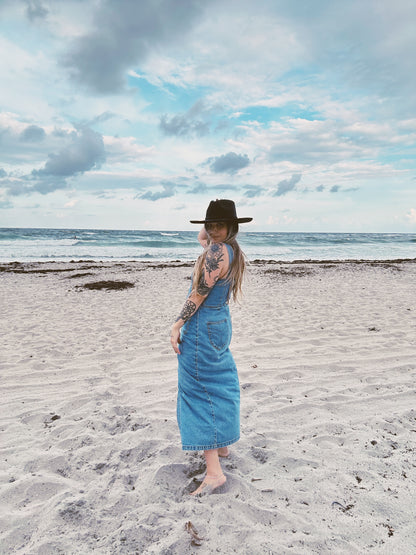 THE BARREL HAT - BLACK